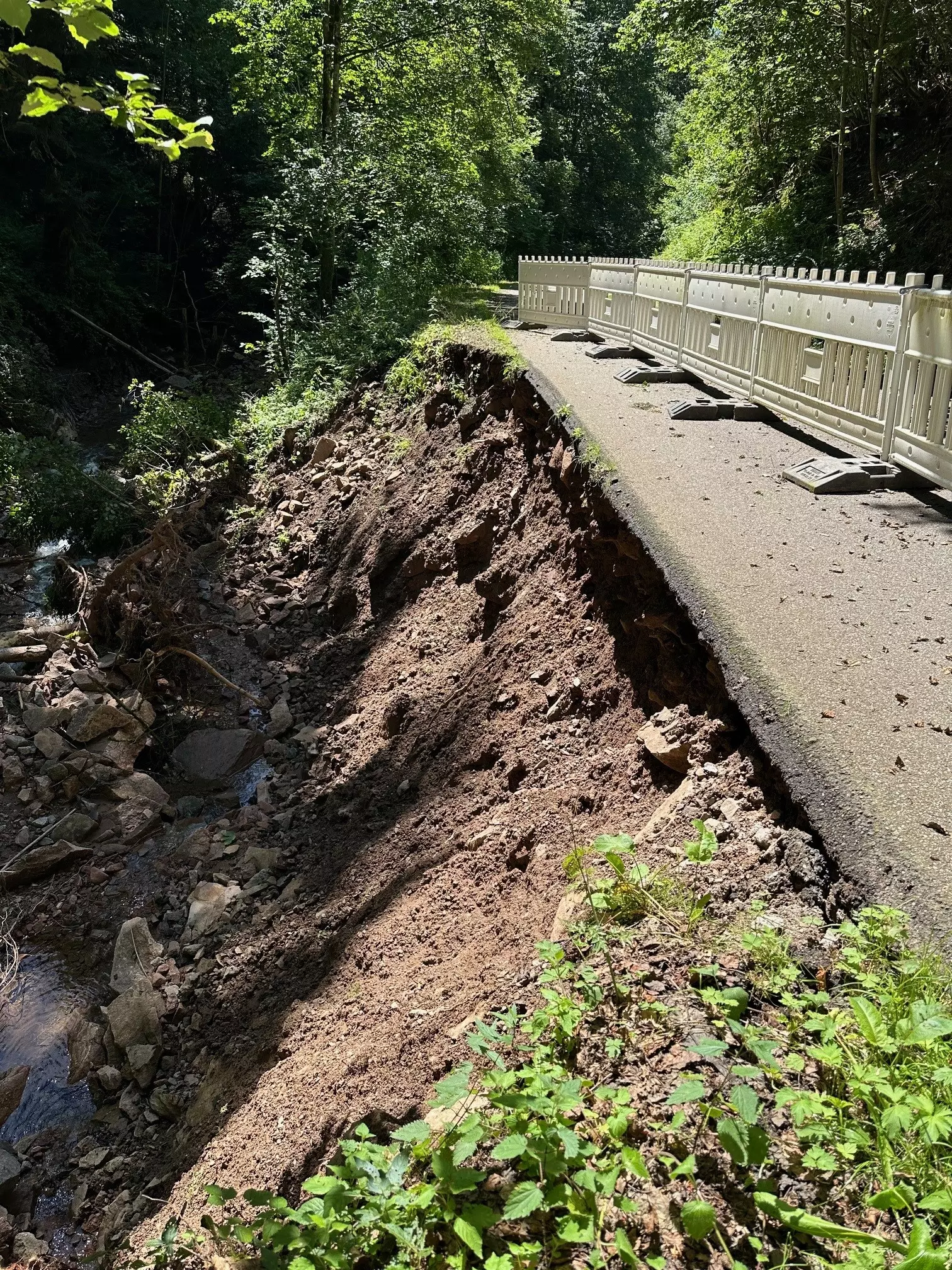 Straßenschäden nach Unwetter